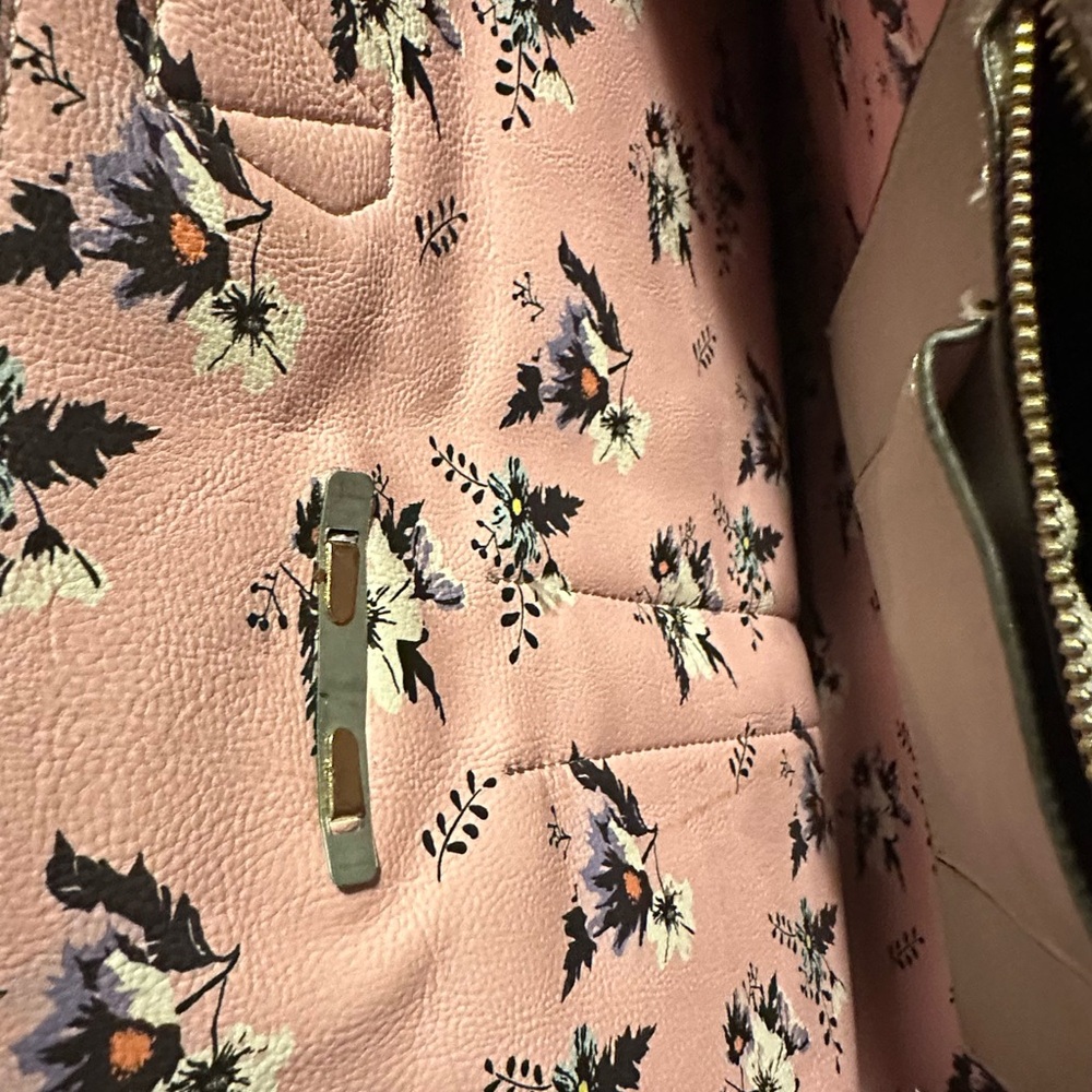 Steve Madden Light Pink Leather Wallet